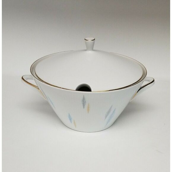 Rare 64 Piece China Set Vintage Seltmann Weiden Bavaria Monika Gold Rims - Picture 6 of 16